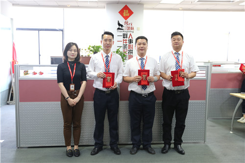 “別人家”的物業(yè)4_副本.jpg “別人家”的物業(yè)4_副本.jpg