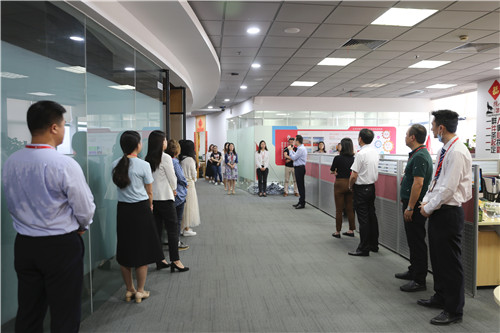 “別人家”的物業(yè)5_副本.jpg “別人家”的物業(yè)5_副本.jpg