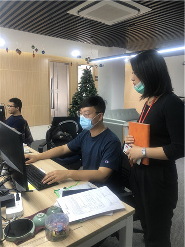 幫助園區(qū)企業(yè)申請(qǐng)補(bǔ)貼7.6萬(wàn)元2_副本_副本.jpg 幫助園區(qū)企業(yè)申請(qǐng)補(bǔ)貼7.6萬(wàn)元2_副本_副本.jpg