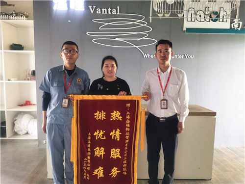 及時(shí)為客戶排憂解難1 (2)_副本.jpg