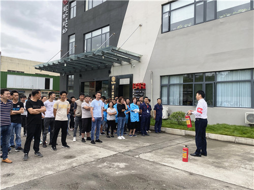 萬之萬消防演練2_副本.jpg 萬之萬消防演練2_副本.jpg