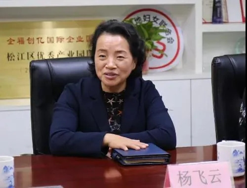 區(qū)人大2_副本.jpg 區(qū)人大2_副本.jpg