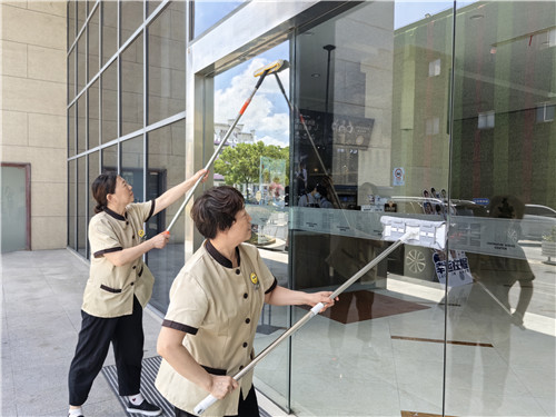 高溫-保潔3_副本.jpg 高溫-保潔3_副本.jpg