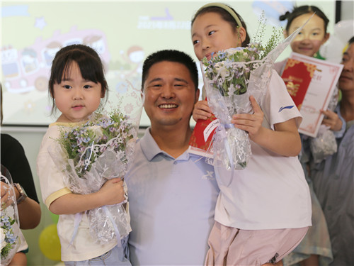 獎(jiǎng)學(xué)金16_副本.jpg 獎(jiǎng)學(xué)金16_副本.jpg