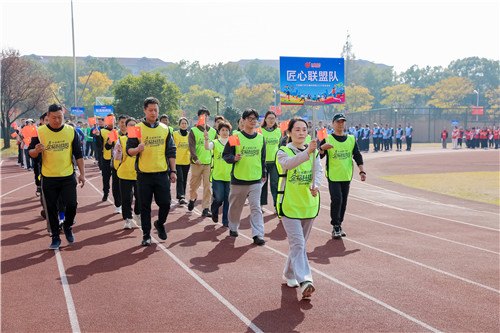 方陣-匠心聯(lián)盟隊_副本.jpg 方陣-匠心聯(lián)盟隊_副本.jpg