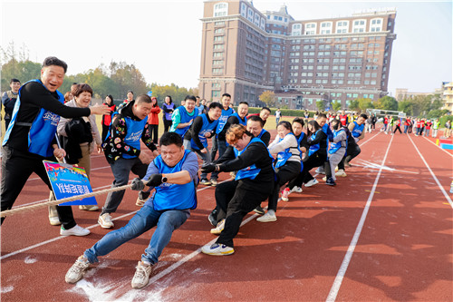 拔河6_副本.jpg 拔河6_副本.jpg